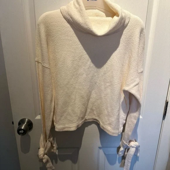 MADEWELL Mock Neck Tie-Cuff Sweater Medium - Picture 2 of 6